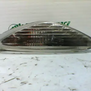 Foto de Intermitente delantero izquierdo Suzuki Burgman 125 referencia 99-23-43575 foto 6
