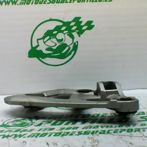 Foto de Estribera delantera derecha Suzuki gsx 750 f referencia 165-22-37246 foto 2