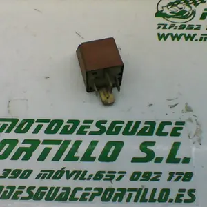Foto de Rele de arranque Piaggio ZIP AIRE 2T 3 50 referencia 203-19-27265 foto 2
