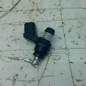 Foto de Inyector Honda FORZA 125 referencia 396-25-48975 foto 2