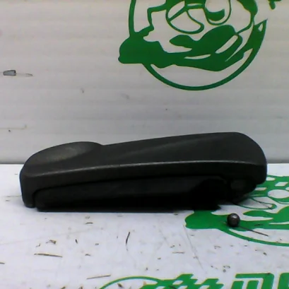 Foto de Reposapies trasero izquierdo Kymco GRAND DINK 125 referencia 225-22-40120