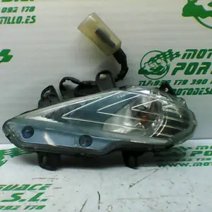 Foto de Intermitente delantero izquierdo Honda SH MODE referencia 413-21-32611 foto 4