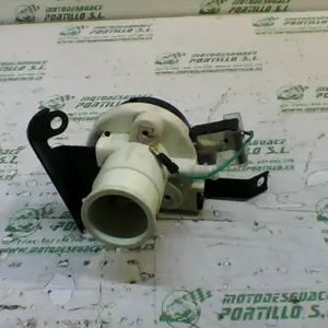 Foto de Tapón de gasolina Kymco Yager 125 referencia 178-18-14813 foto 6