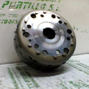 Foto de Plato magnetico Suzuki GLADIUS SFV 650 I referencia 202-18-16222 foto 1