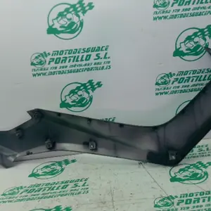 Foto de Carcasa lateral izquierda Yamaha N MAX 125 referencia 394-23-46336 foto 3