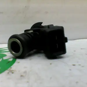Foto de Inyector Kymco GRAND DINK 125 referencia 225-22-40080 foto 1