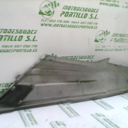 Foto de Carcasa lateral izquierda Keeway SILVERBLADE 125 12-13 referencia 116-17-11642