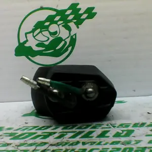 Foto de Intermitente trasero derecho Yamaha Xenter 125 referencia 446-22-40715 foto 3