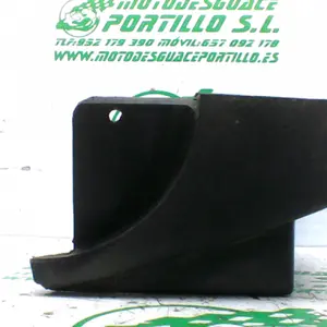 Foto de Embellecedor trasero LML STAR DELUXE referencia 428-22-41332 foto 2