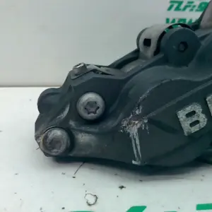 Foto de Pinza de freno delantera derecha BMW K1200R referencia 332-23-45241