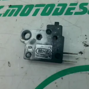 Foto de Sensor de freno delantero Aprilia COMPAY 125 referencia 158-21-44710 foto 2