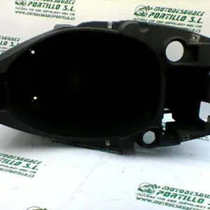 Foto de Porta-casco Piaggio ZIP AIRE 2T 3 50 referencia 81-19-18215 foto 8