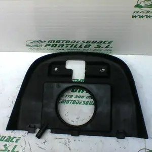 Foto de Tapa deposito de gasolina Honda SH 125 referencia 239-19-22548 foto 3