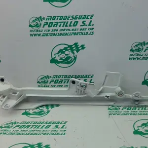 Foto de Asidero derecho Yamaha Xenter 125 referencia 446-22-40560 foto 2
