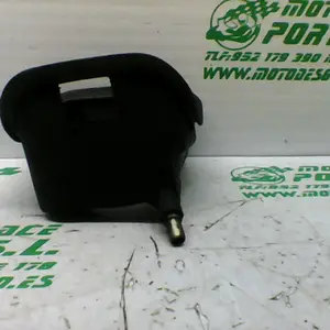 Foto de Rebosadero de gasolina Yamaha XMAX 250 referencia 431-21-32509 foto 2