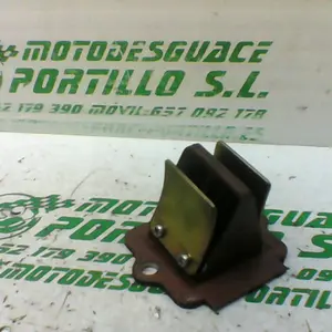 Foto de Caja de laminas Derbi Atlantis 50 2t 05-07 referencia 119-18-25818 foto 2