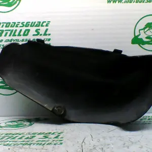 Foto de Carcasa bajo asiento izquierdo Daelim Daystar 125 referencia 139-21-41986 foto 6