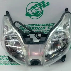 Foto de Faro delantero Yamaha XMAX 250 referencia 213-19-37383 foto 16