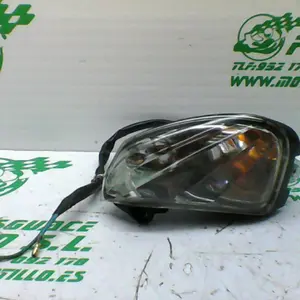 Foto de Intermitente trasero derecho Honda Pcx 125 referencia 181-23-46257 foto 5