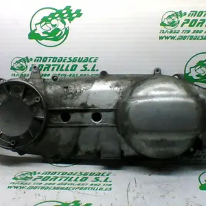 Foto de Tapa de cárter Yamaha XMAX 250 referencia 307-22-37488 foto 4
