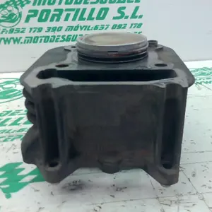 Foto de Cilindro y pistón Vespa LX 125 referencia 232-23-48386 foto 12