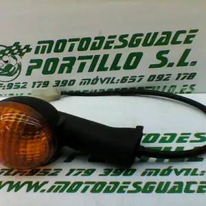Foto de Intermitente trasero izquierdo Peugeot Ludix 50 referencia 116-18-25716 foto 15