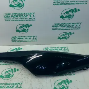 Foto de Carcasa lateral trasera izquierda Honda FORZA 125 referencia 396-25-48988 foto 7