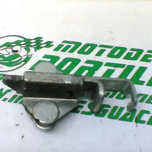 Foto de Cerradura del asiento Yamaha FZ1-N referencia 177-19-21651 foto 6