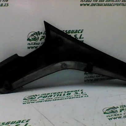 Foto de Embellecedor lateral izquierdo Suzuki V Strom 650 referencia 144-19-20675
