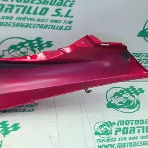 Foto de Carcasa lateral trasera izquierda Honda Pcx 125 referencia 407-22-40812 foto 3