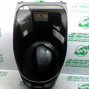 Foto de Porta-casco Honda SH MODE referencia 57-20-27629 foto 4