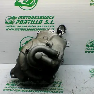 Foto de Tapa de encendido con bomba de agua Piaggio MP3 250 RL referencia 397-21-40258 foto 3