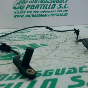 Foto de Sensor de ABS delantero Honda FORZA 125 referencia 396-25-49044