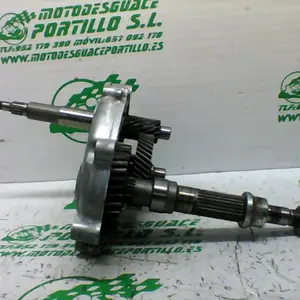 Foto de Relaciones Yamaha Xenter 125 referencia 446-22-40619 foto 3