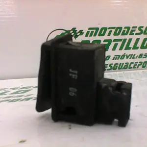 Foto de Interruptor de claxon Daelim Cordi 50 referencia 189-19-23040 foto 2