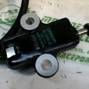 Foto de Sensor de patilla lateral Yamaha TMAX 530 12-15 referencia 218-18-15376