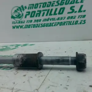 Foto de Eje de rueda delantera Honda PS 125 referencia 106-24-47688 foto 7