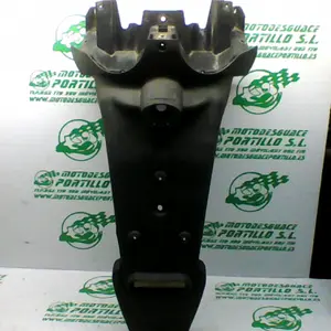 Foto de Portamatricula Piaggio CARNABY 200 referencia 163-20-29080 foto 6