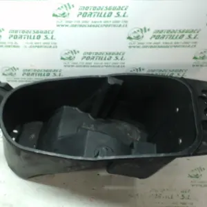 Foto de Porta-casco Yamaha Majesty 125 referencia 80-19-39332