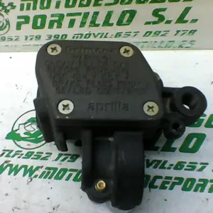 Foto de Bomba de freno delantero Aprilia ARRECIFE 200 referencia 294-20-28563 foto 1