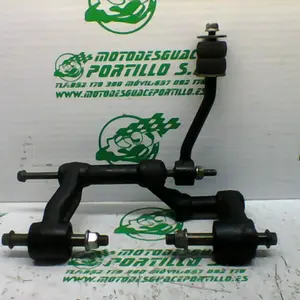 Foto de Soporte de motor Kymco GRAND DINK 125 referencia 225-22-40051 foto 3