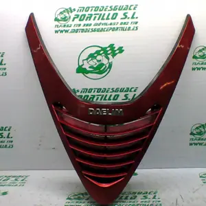 Foto de Boomerang del frontal Daelim S2 125 referencia 318-22-42152 foto 2