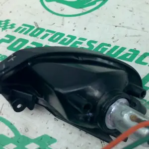 Foto de Intermitente trasero izquierdo Honda Pcx 125 referencia 181-23-46256 foto 18