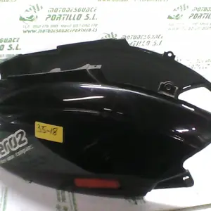 Foto de Carcasa trasera Piaggio ZIP H2O 2T 3 50 referencia 242-21-35243 foto 4