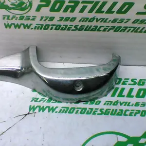 Foto de Embellecedor del manillar Aprilia COMPAY 125 referencia 158-21-29451 foto 5