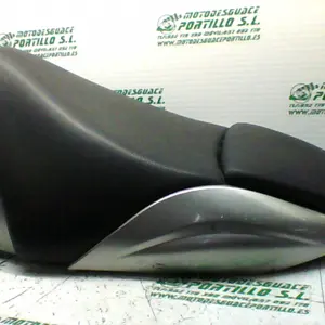 Foto de Asiento Derbi Predator 50 referencia 138-18-27505 foto 5
