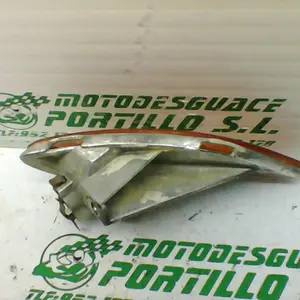Foto de Intermitente delantero izquierdo Piaggio ZIP Aire 2T 2 50 referencia 88-20-38003 foto 26
