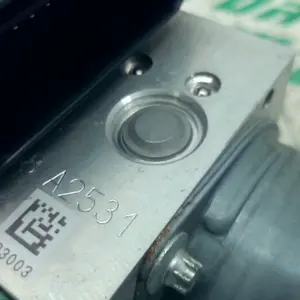 Foto de Modulo ABS Honda FORZA 125 referencia 396-25-49050 foto 4