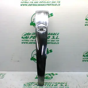 Foto de Embellecedor del frontal Piaggio Beverly 125 referencia 249-22-38629 foto 4