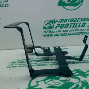 Foto de Soporte modulo ABS BMW K1200R referencia 332-23-45469 foto 2